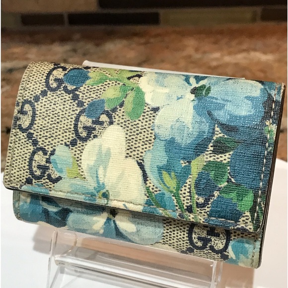 GUCCI GG Blooms Flora Leather Key Holder πΈππ₯ - Picture 4 of 17